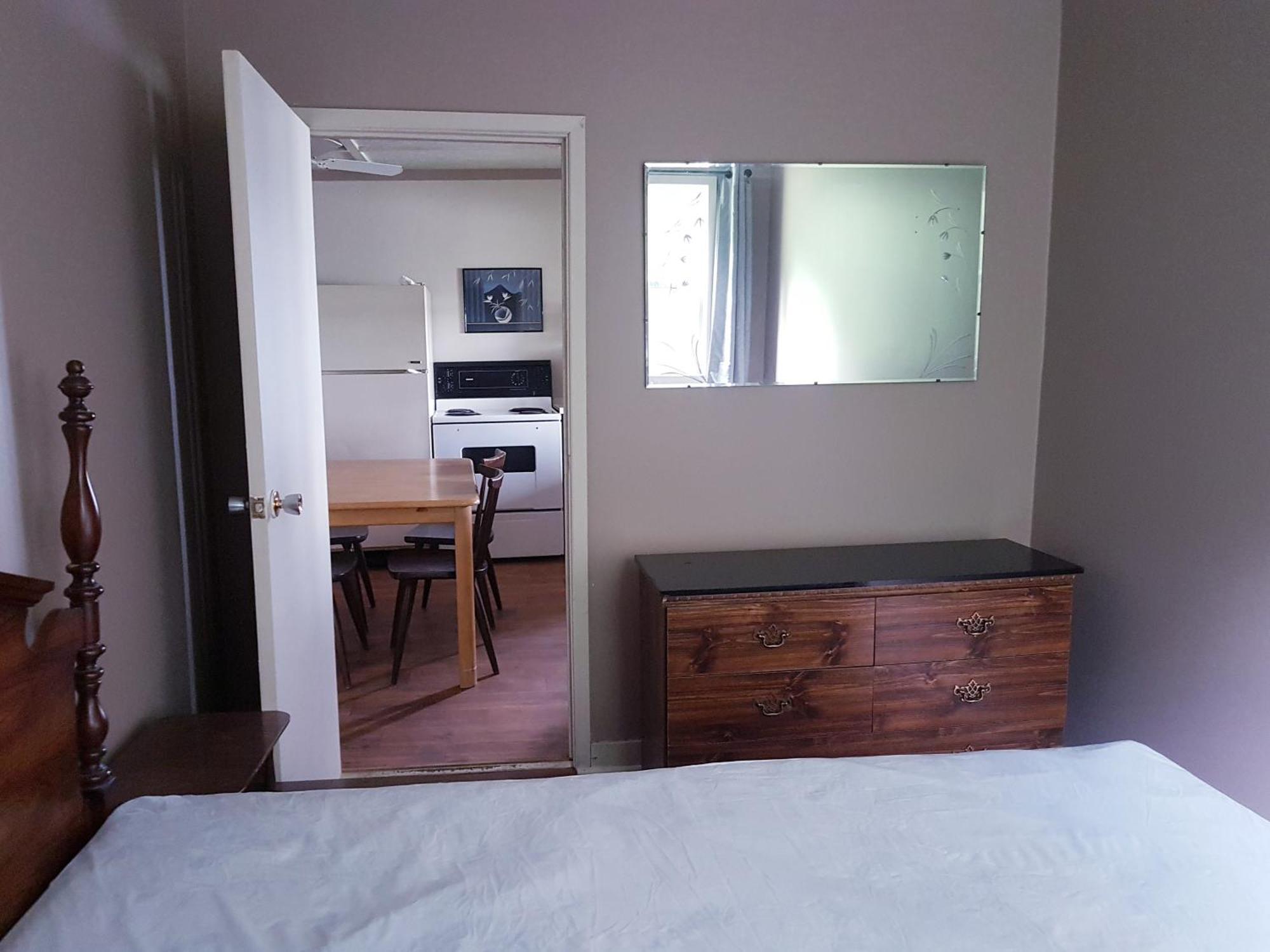 Marble Lake Lodge Cloyne Kamer foto
