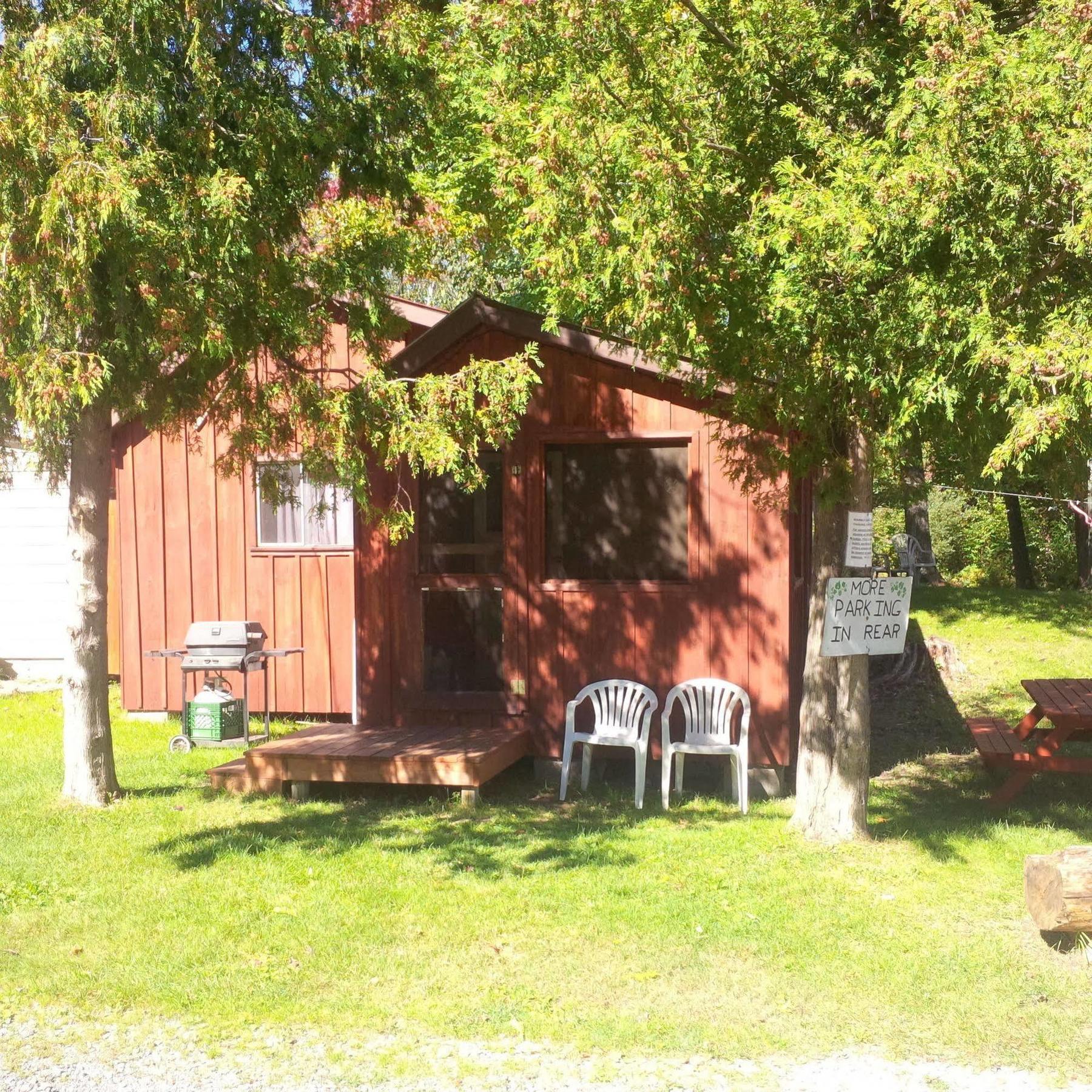 Marble Lake Lodge Cloyne Buitenkant foto